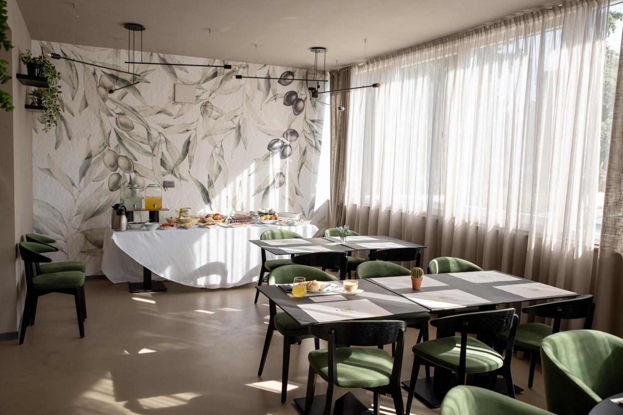Bellevue Hill * Zadar